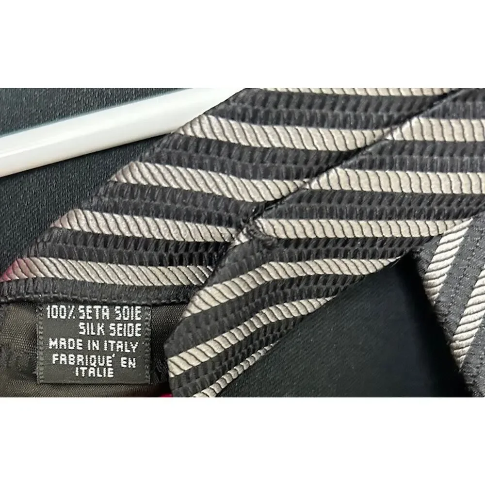 Giorgio Armani Men’s Black Silver Gray Silk Print Tie Worn Once